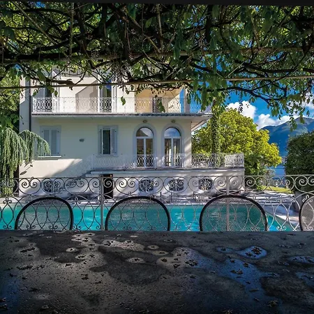 Sleeps 14 Pool Air Con Wifi *