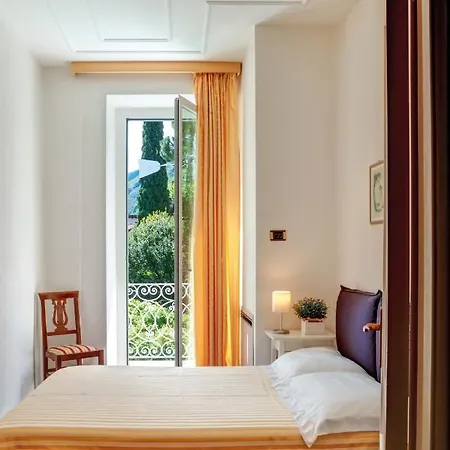 Sleeps 14 Pool Air Con Wifi Oliveto Lario