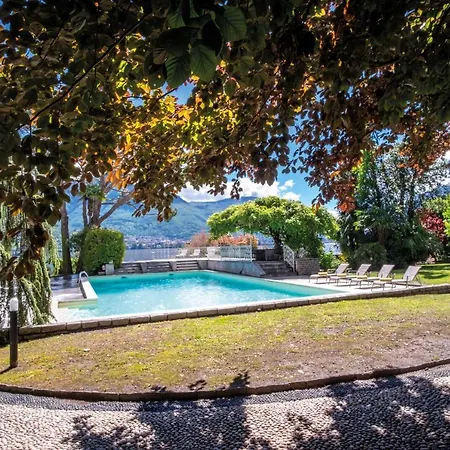 Sleeps 14 Pool Air Con Wifi Oliveto Lario